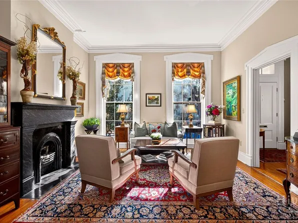 208 E Liberty Street, Savannah, GA 31401