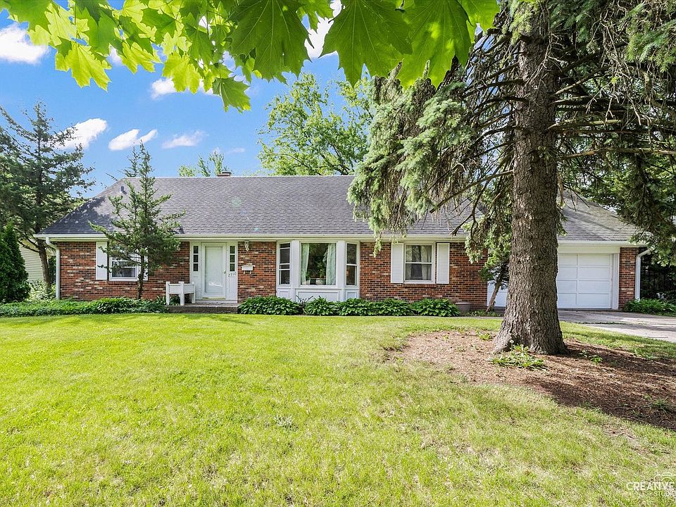 1st image of 2310 Wyckwood Dr