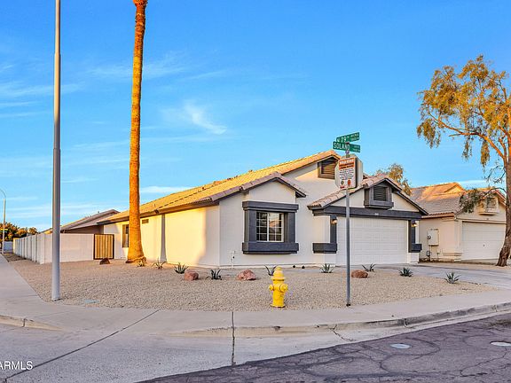 3rd image of 7846 W SOLANO Drive