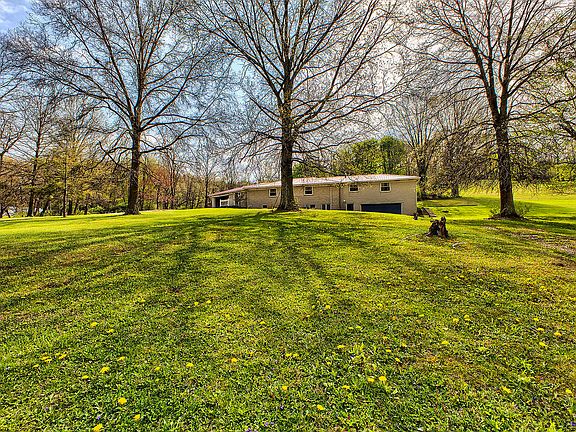 2nd image of 140 Keck Ln