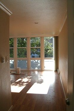2nd image of 320 Pennsylvania Ave APT 21