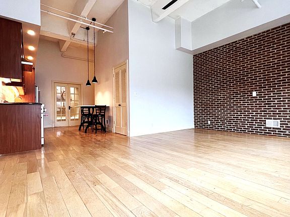 3rd image of 302 Communipaw Ave #209