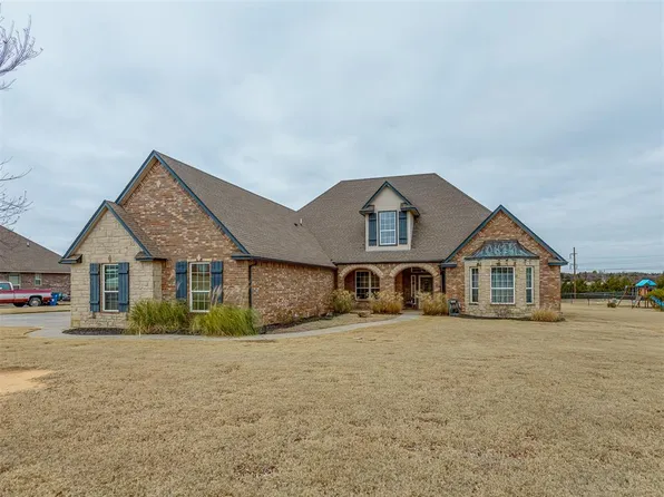 935 Silver Chase Dr, Choctaw, OK 73020