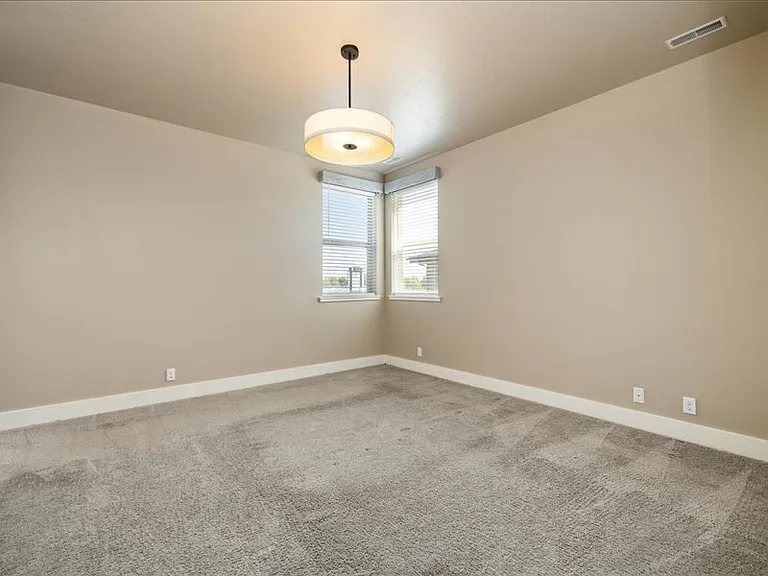 1250 W Laughton Dr — Photo 21