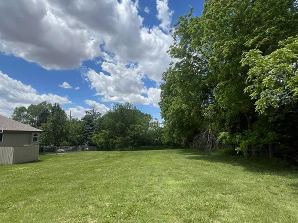 8704 12th Ave, Plattsmouth, NE 68048