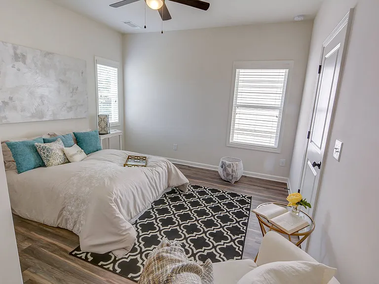 Oakwood Commons By Stella Homes — Photo 19