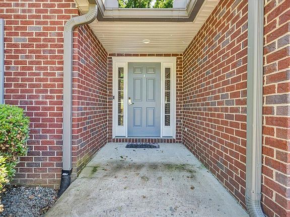 2nd image of 200 Inlet Dr