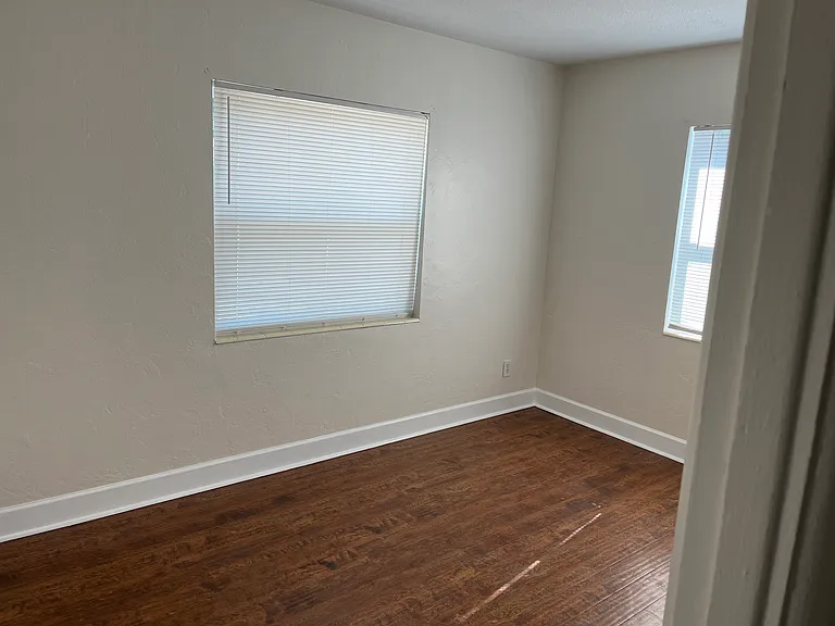 5129 Emerson Ave S — Photo 14