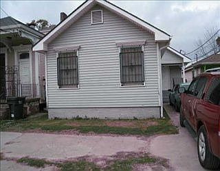 5th image of 1825 Baronne St