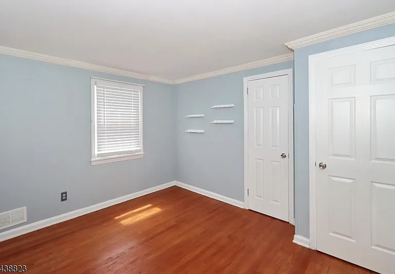 2515 Jackson Ave — Photo 15
