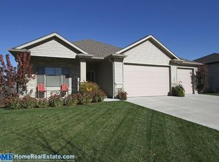 7108 Countryview Rd, Lincoln, NE 68516