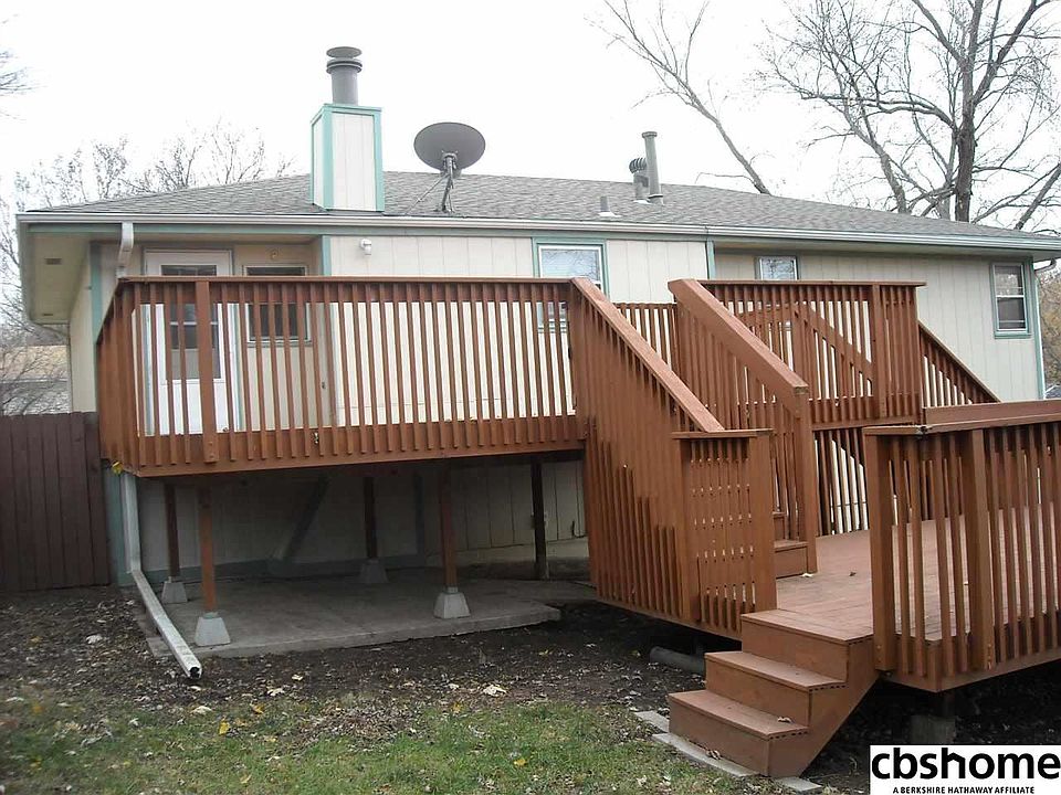 2nd image of 10928 Crown Point Ave