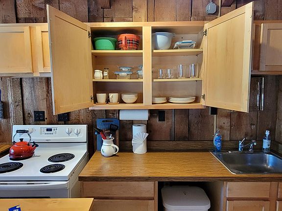 Kitchen showing household equipment