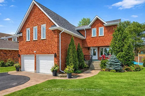 1530 Scollard Cres Photo 1