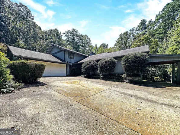 10200 Rivertown Rd, Fairburn, GA 30213