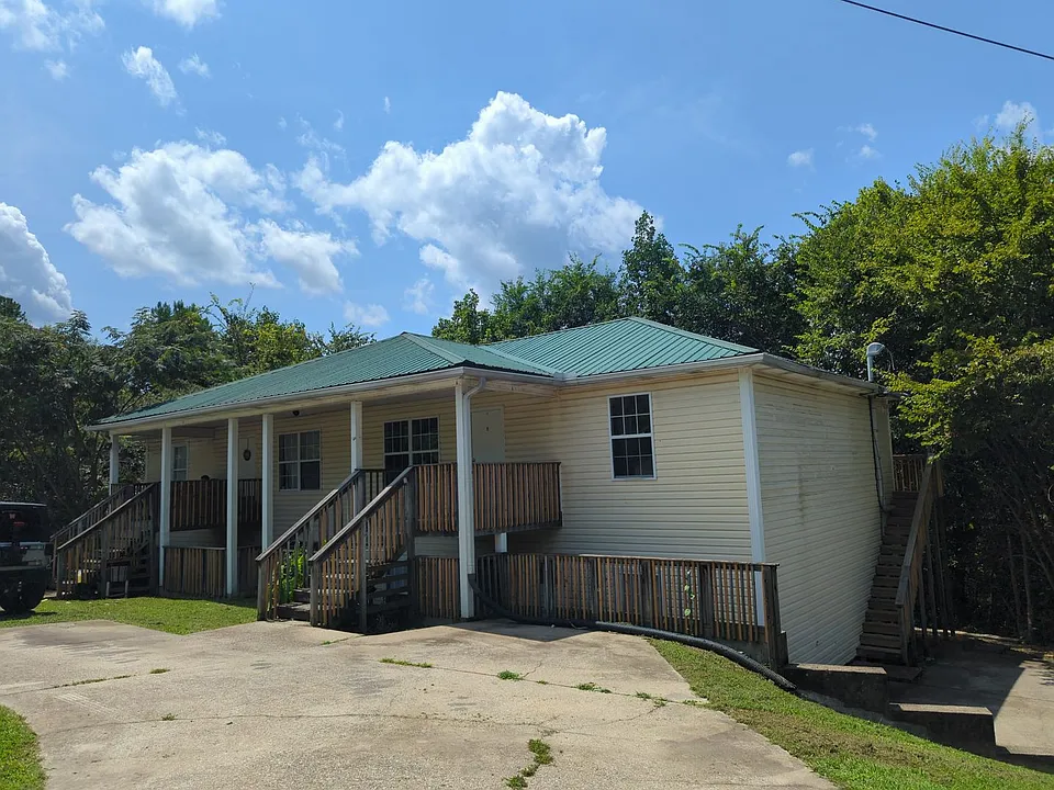 57 Ashley Lauren Ln #B