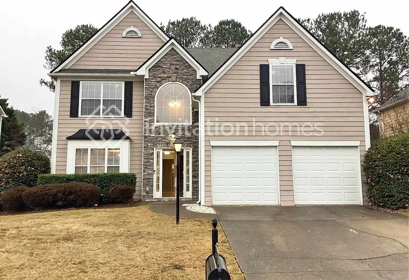 1341 Pinebreeze Ct Marietta, GA 30062 — Photo 1