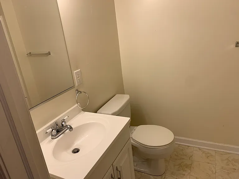 2 BR 1 Bath Apartment — Photo 18