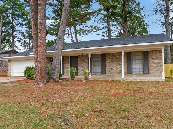 2814 Silver Pine Ln, Shreveport, LA 71108