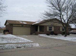 615 Oakland Way, New Whiteland, IN