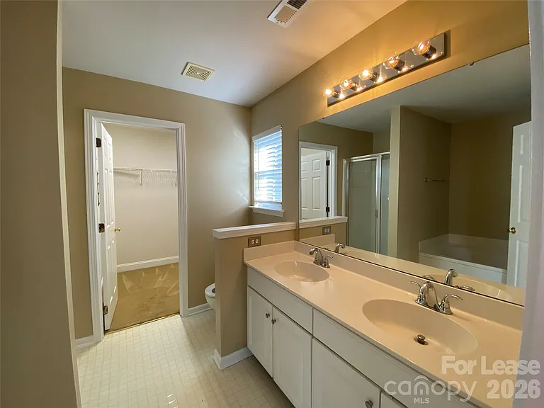 9513 Wilson Hall Dr — Photo 14