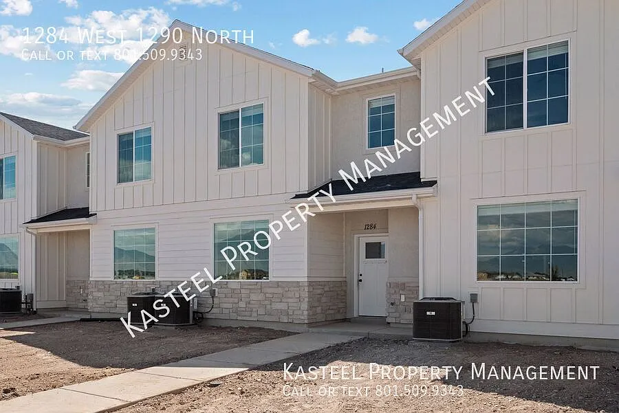 Brand-new, Beautiful 3-Bedroom Townhome — Photo 2