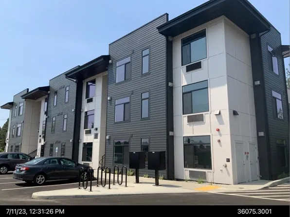 702 W Hastings Rd, Spokane, WA 99218