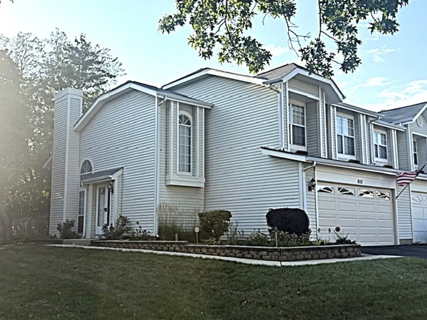2 bed, 2.5 bath, 1488 sqft, $3,490 — Photo 2