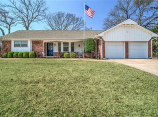 1421 Pine Oak Pl, Edmond, OK 73034