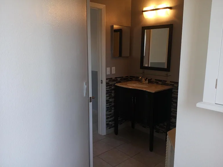 603 Fisher Ct — Photo 8