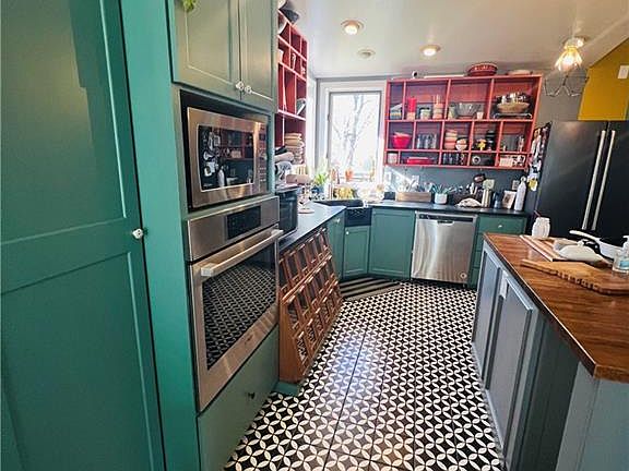4th image of this home