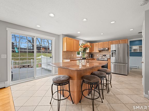 5th image of 56 Coles Road