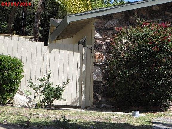 3rd image of 22829 Mulholland Dr