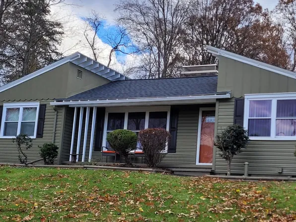 178 Markwood Dr, Bedford, PA 15522