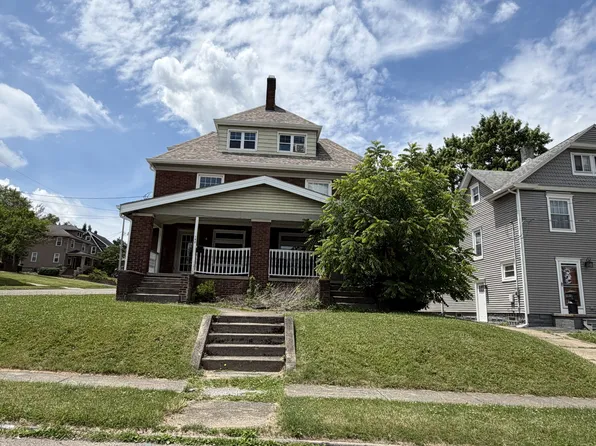 162 Hager St, Hubbard, OH 44425