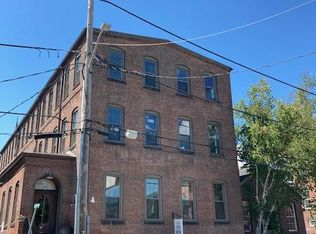 32 Masonic St APT 3, Northampton, MA 01060