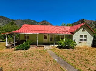 38703 State Highway 96, Horse Creek, CA 96050