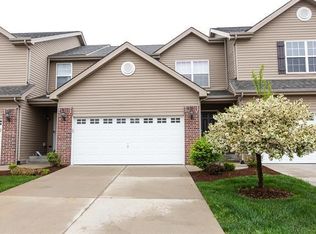 7032 Conner Pointe Dr, Fairview Heights, IL 62208