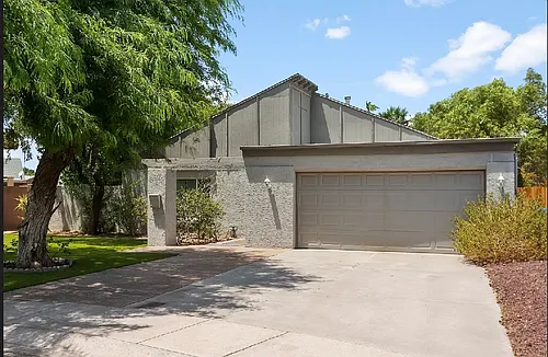 2730 E Aldine St Photo 1