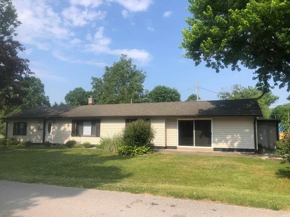 418 S Clinton St, Mulberry, IN 46058