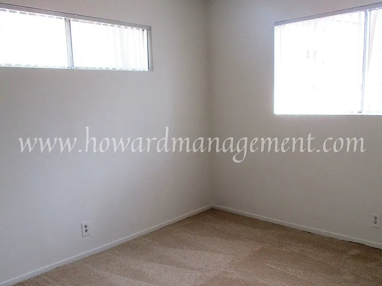 04250LI — Photo 9
