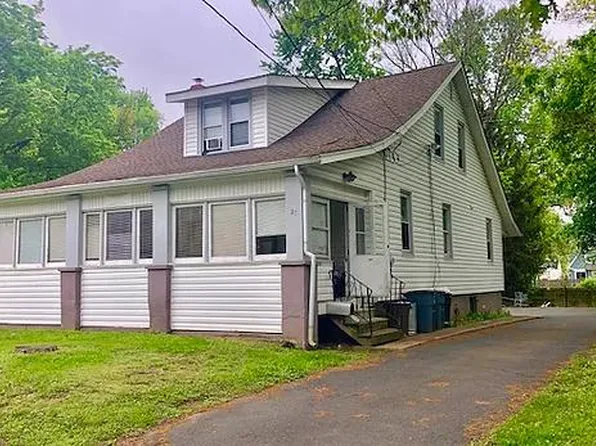 27 Woodland Ave, Ewing, NJ 08638