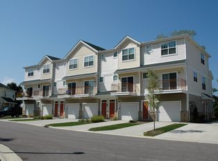 24860 Kennedy Ridge Rd APT 101, North Olmsted, OH 44070