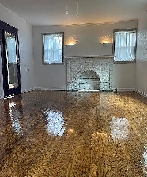 3819 Roseland Ave — Photo 5