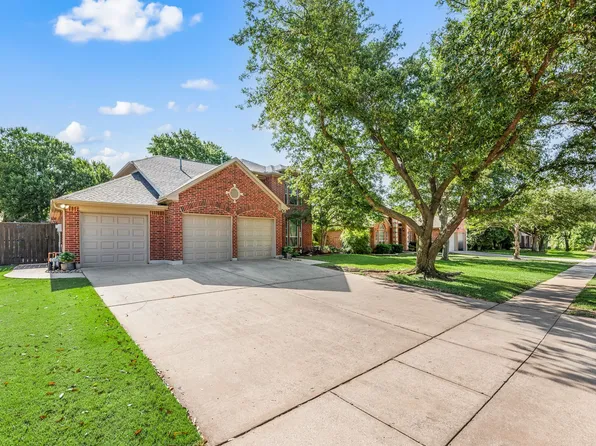 2112 Columbia Dr, Flower Mound, TX 75022