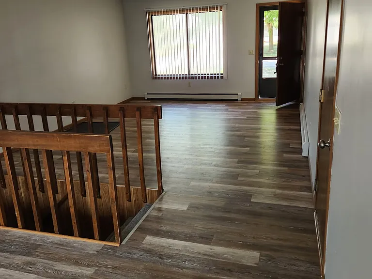 Martin House Apartments — Photo 11