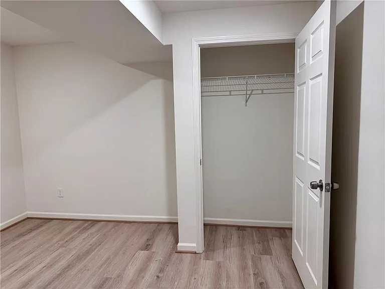 241 Port Way — Photo 40