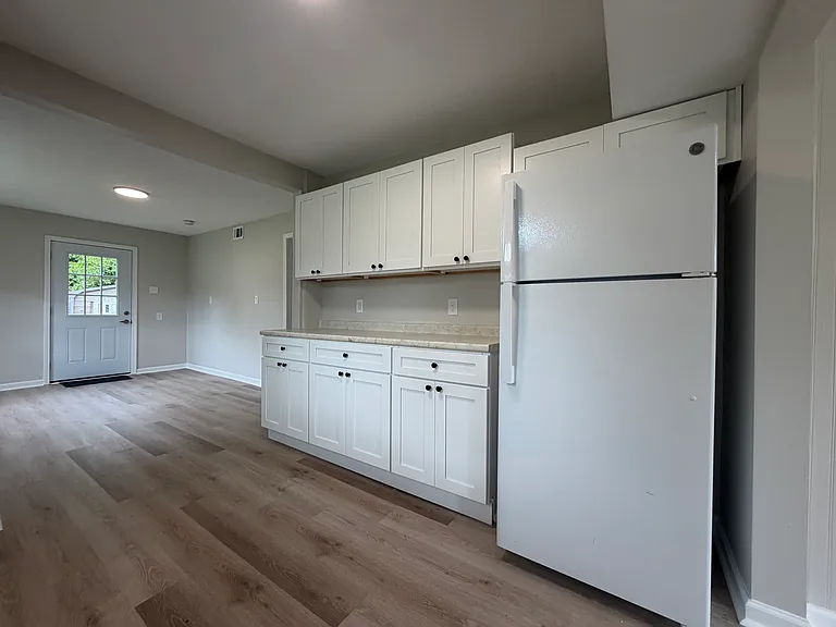 2537 Broadway St — Photo 7