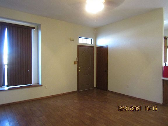 5th image of 6412 NW Oak Ave