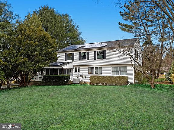 5th image of 517 Ponderosa Dr
